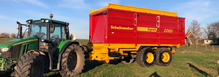 Opraap silage wagen
