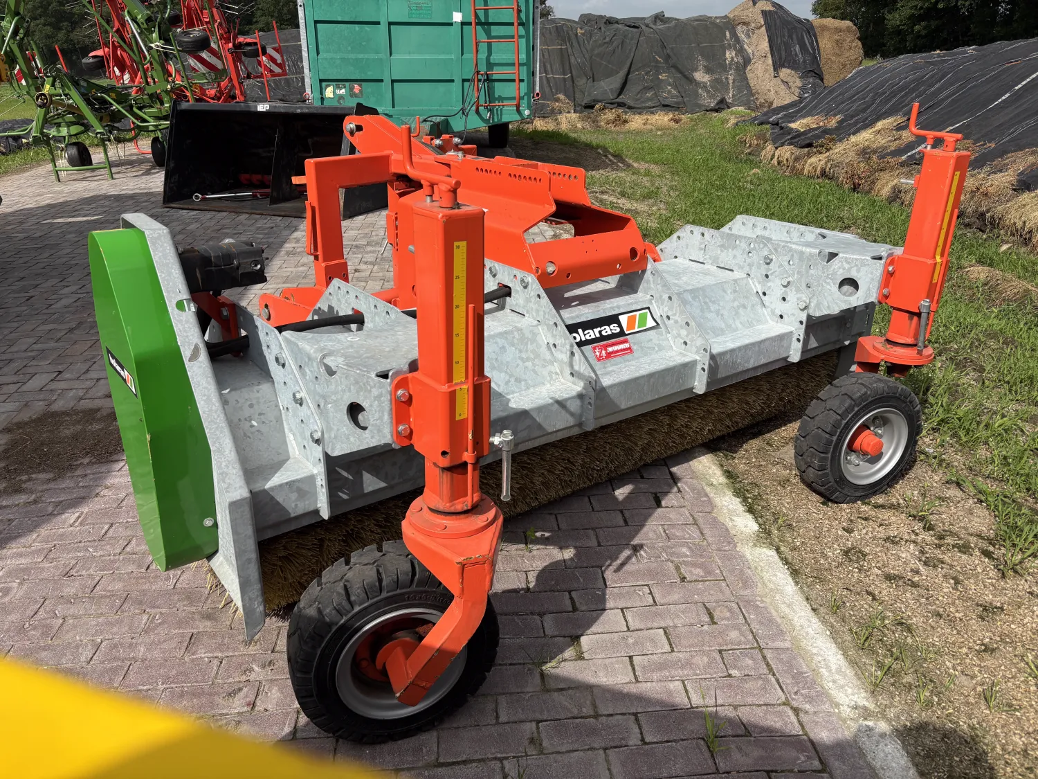 Diverse machines beschikbaar voor landbouw & industrie