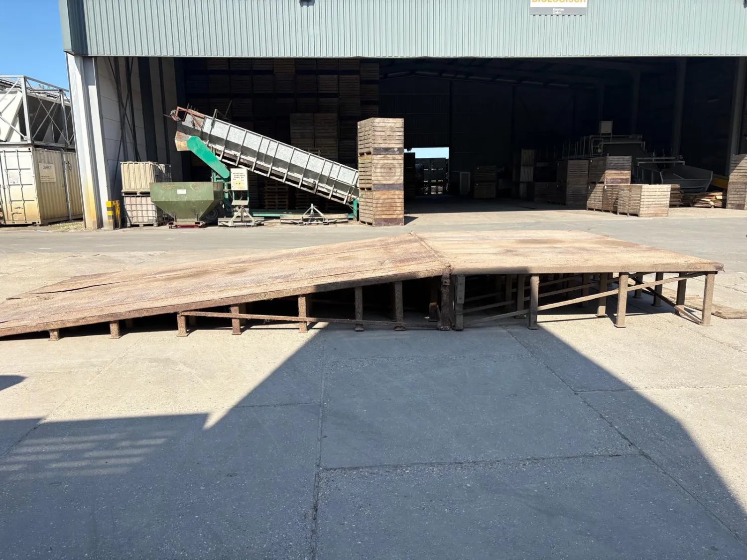 Oprijplaat voor Vrachtauto's/Kiepers - Robuust Staal - 900cm