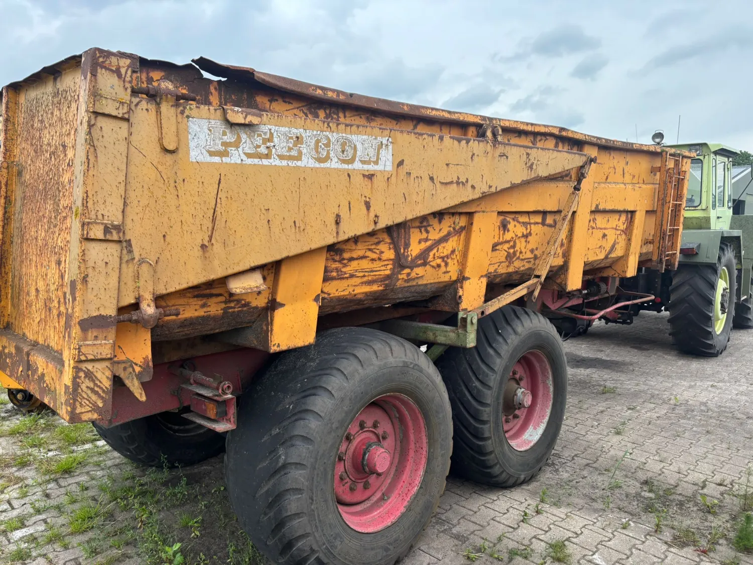 Peecon 15 Ton Kippers te Koop | NL Kenteken