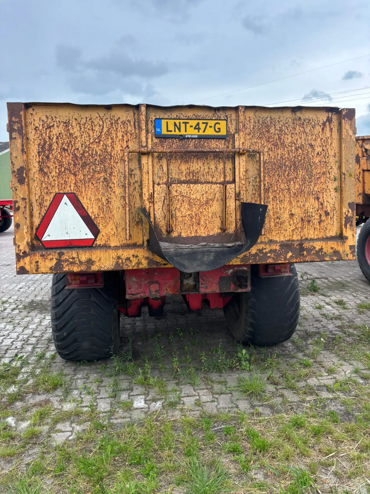 Peecon 15 Ton Kippers te Koop | NL Kenteken