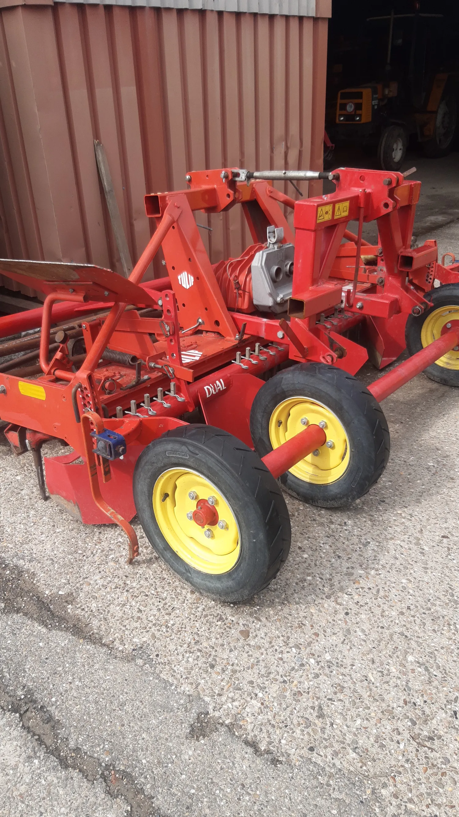 Lely Mestmixer Dual Plus - Uitstekende Staat