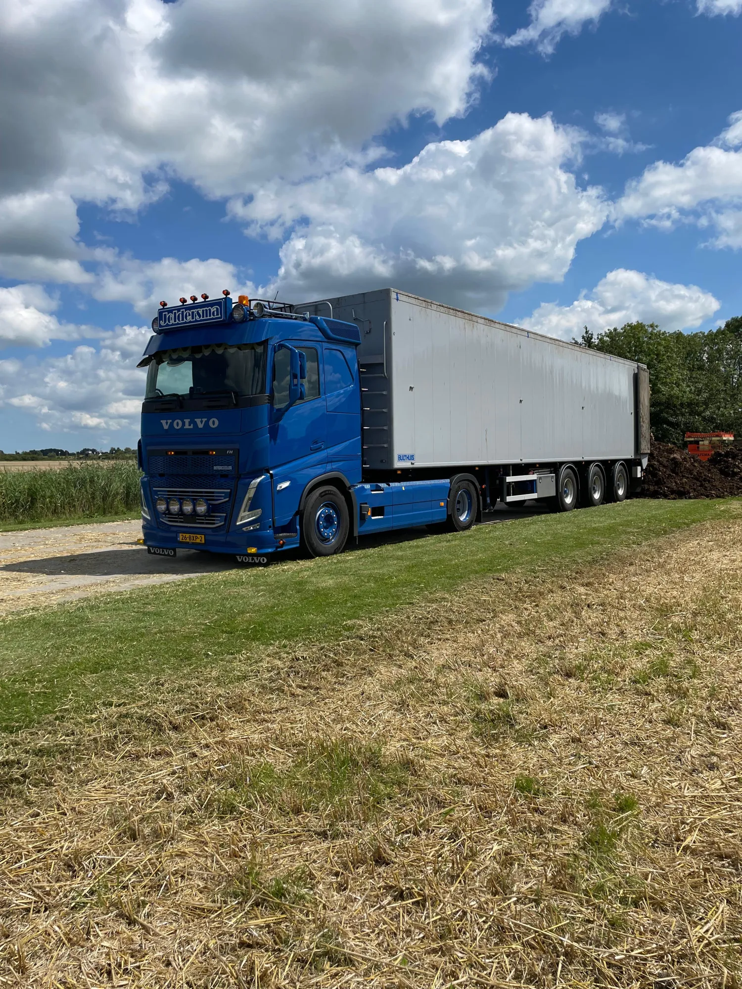 Mest en Compost kopen: Paard, Rund, Geit & Groencompost