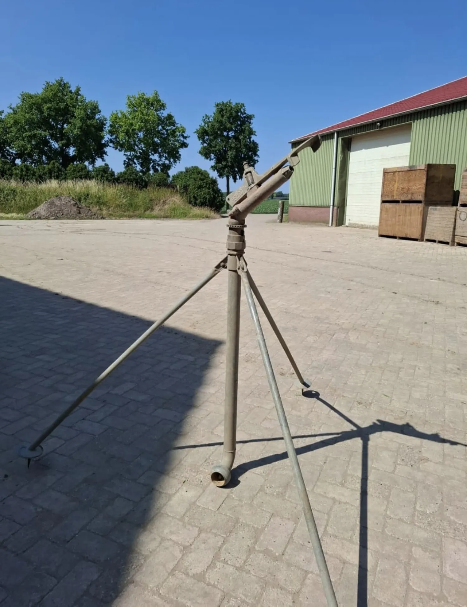 Sproeiers op statief te koop - 50m bereik