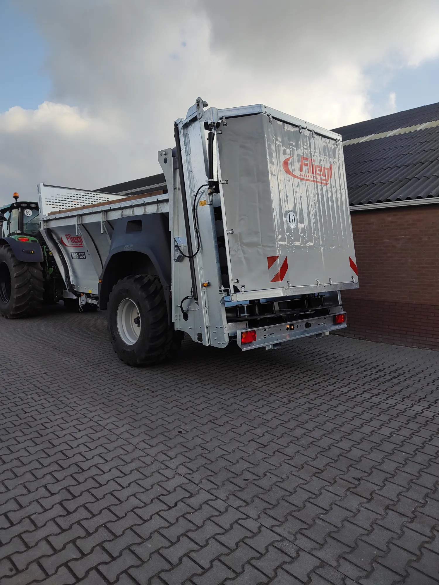 FLIEGL Meststrooiers: Breedstrooiers, ISOBUS, Weegsysteem