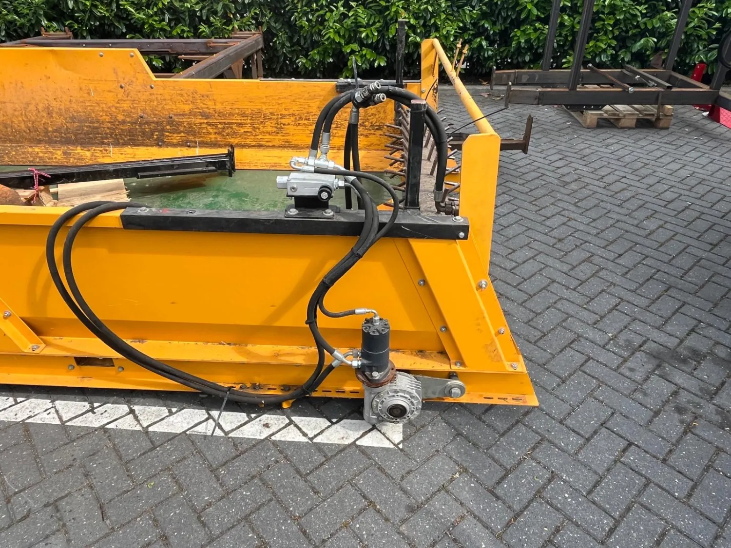 M.H. Bunkerdak 3150mm | Hydraulische Verdeelrol - New Holland