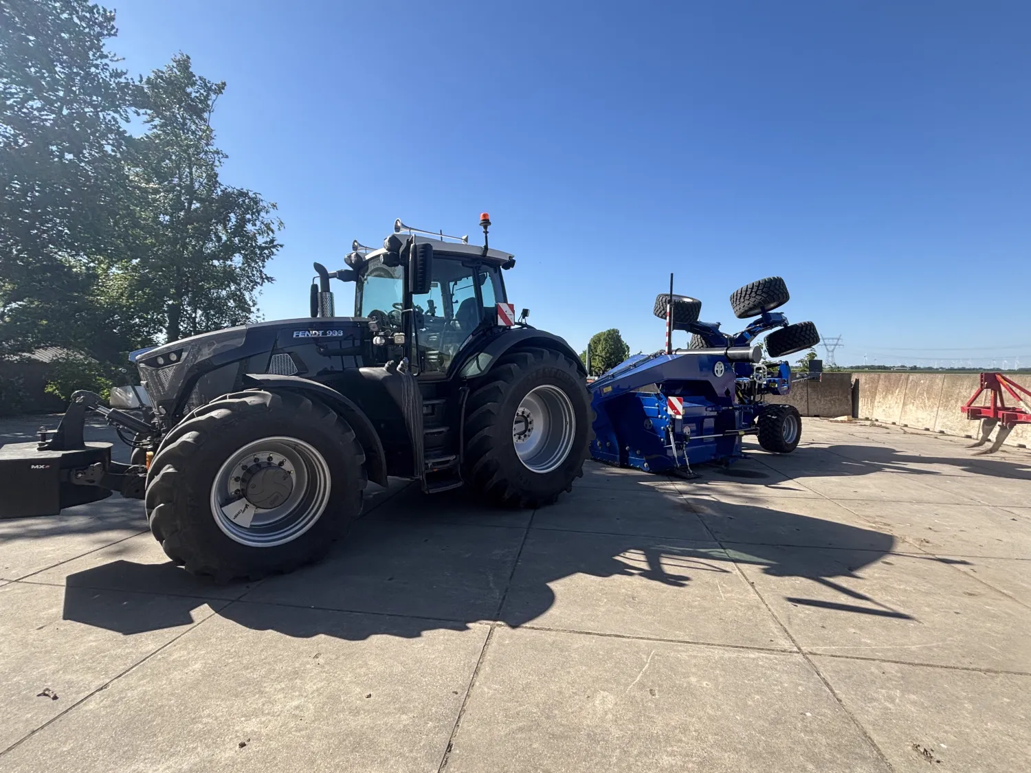 Land Levelling Flevoland: Laser-Guided Grading