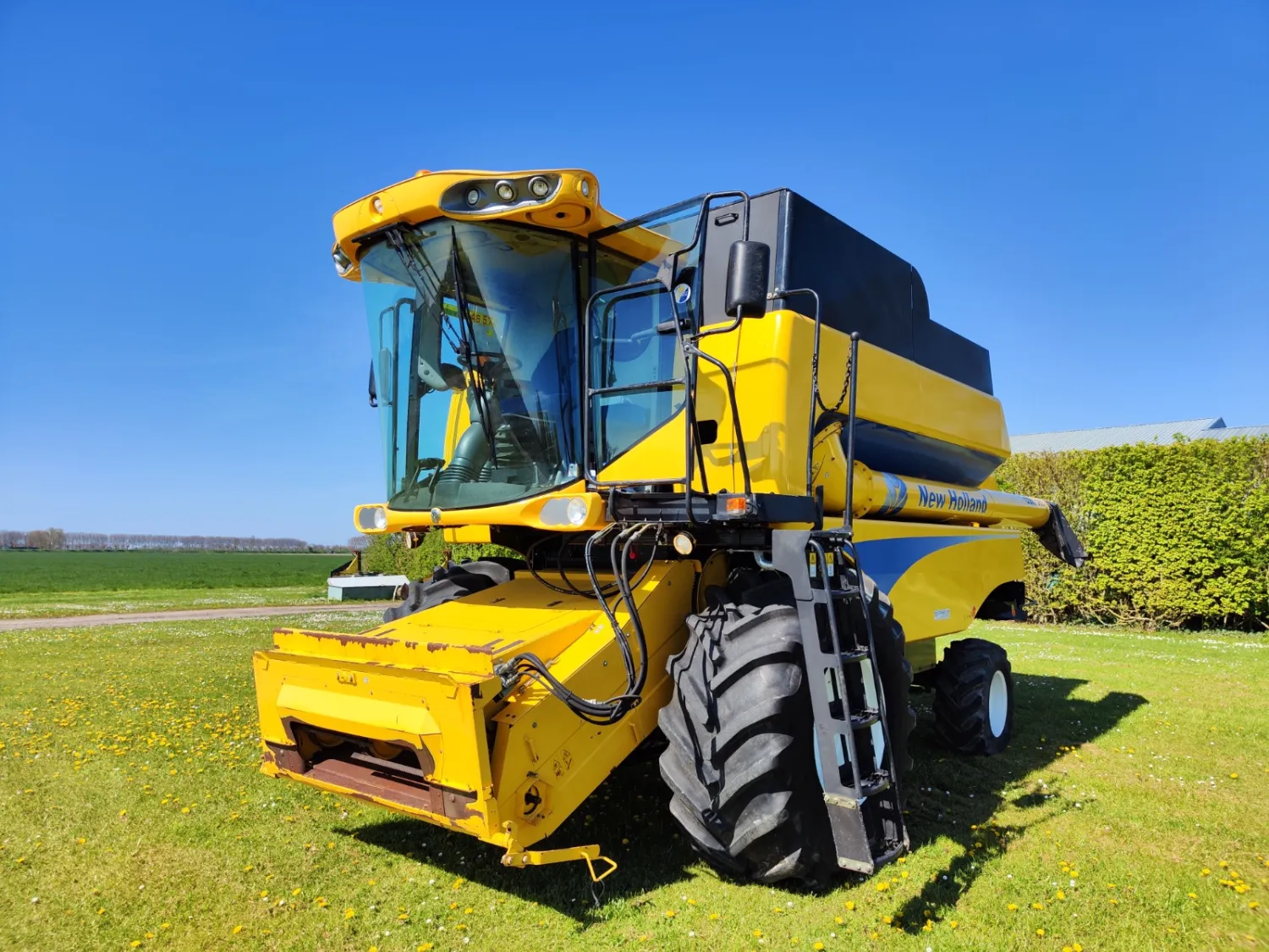 New Holland CSX7060 Mähdrescher (2009) zu Verkaufen