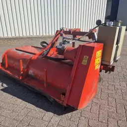 Grimme Loofklapper | 2-Rijer met Eigen Oliecircuit