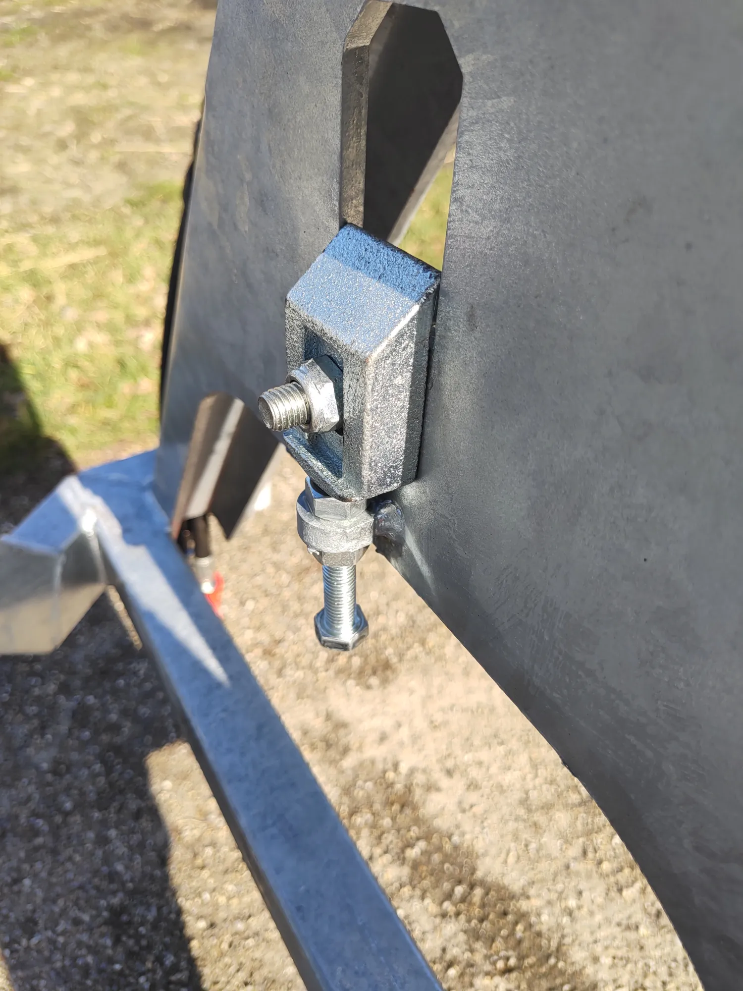 FLIEGL Kehrmaschine 2300mm - Robust und verzinkt