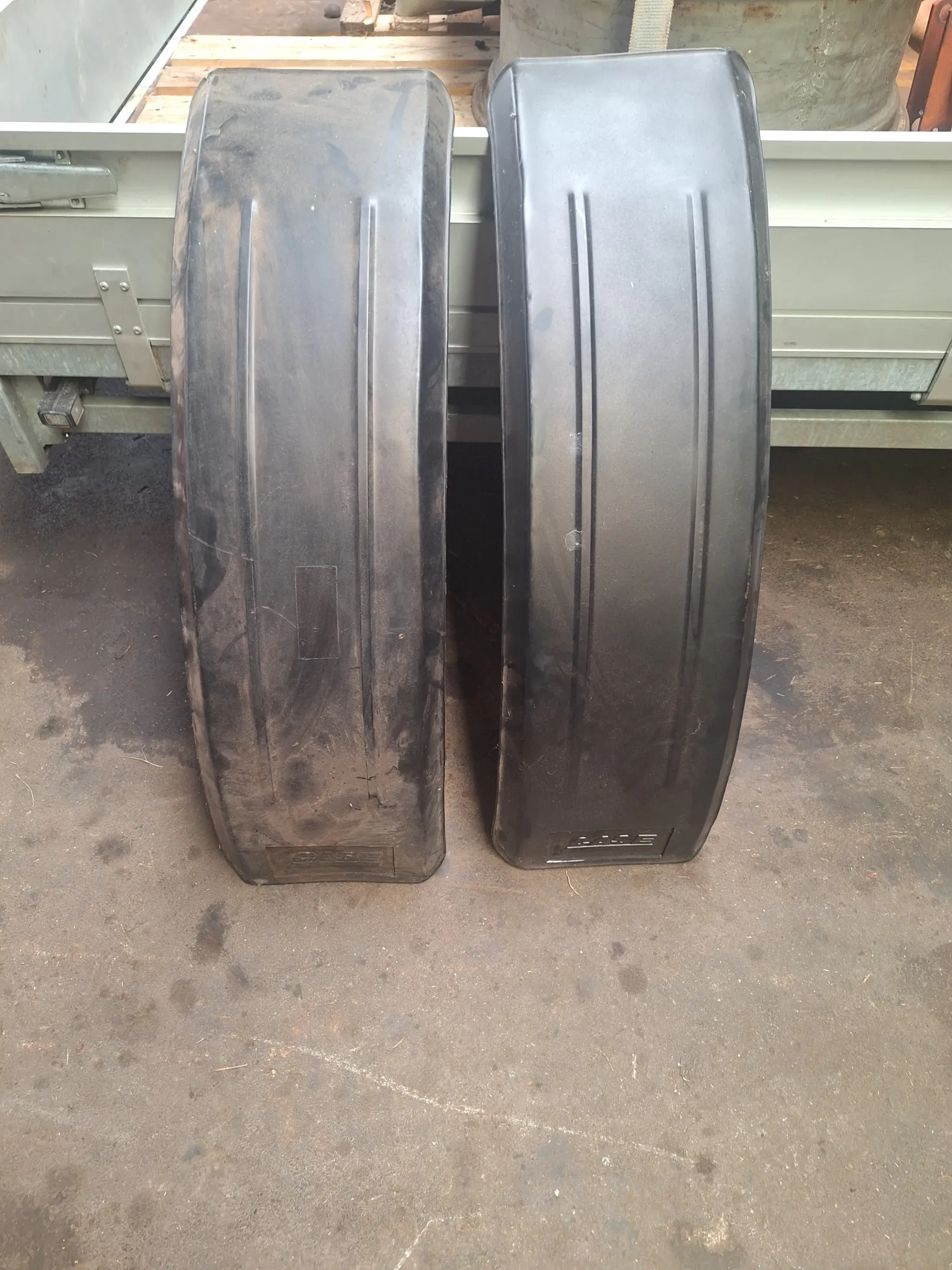 Case IH Voorspatborden Nieuw - 34x124cm - €150/set