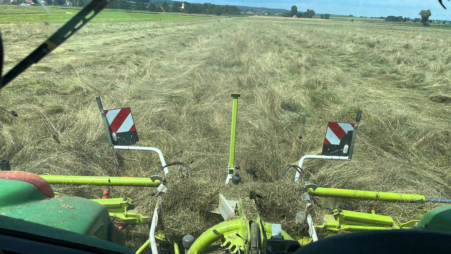 Bale siana na sprzedaż, zbiór 2024