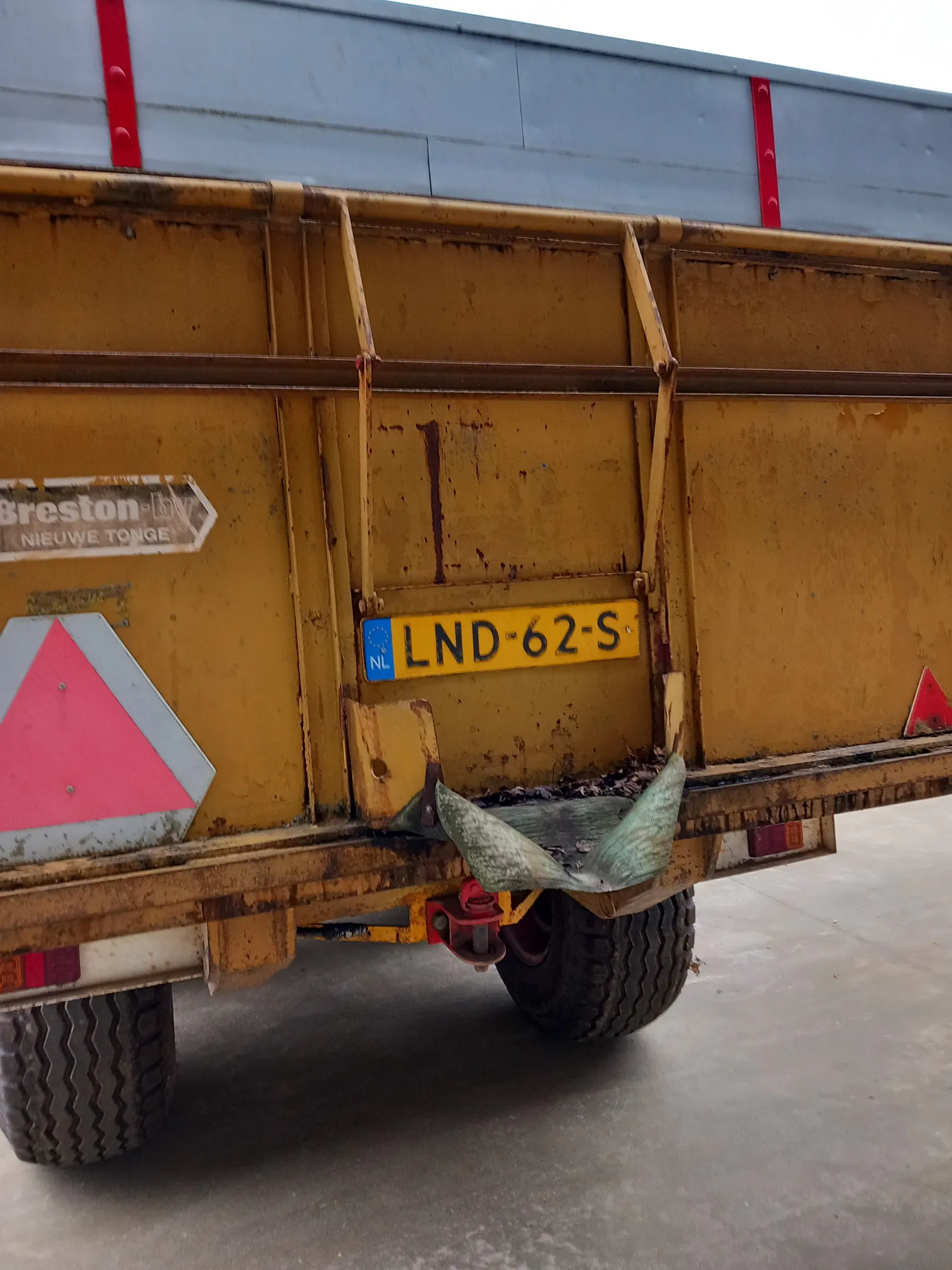 Breston Tipvogn til Salg
