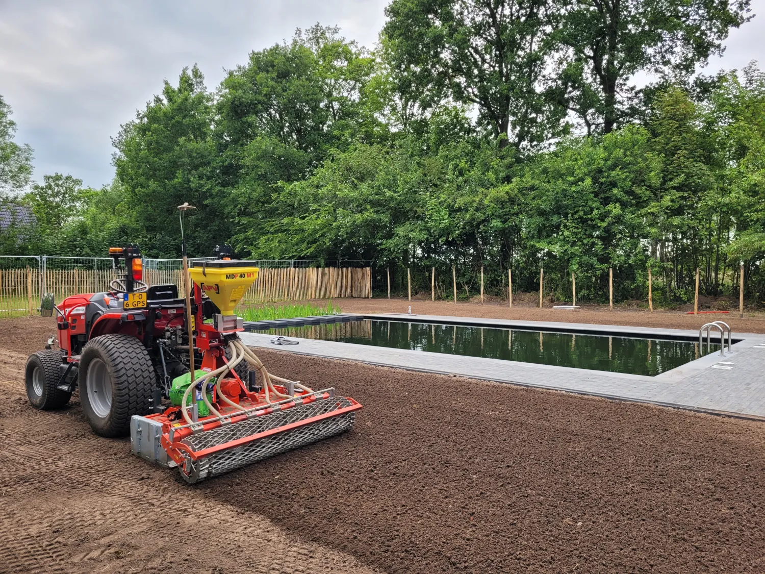 Garden Maintenance & Lawn Installation | De Graaf Services