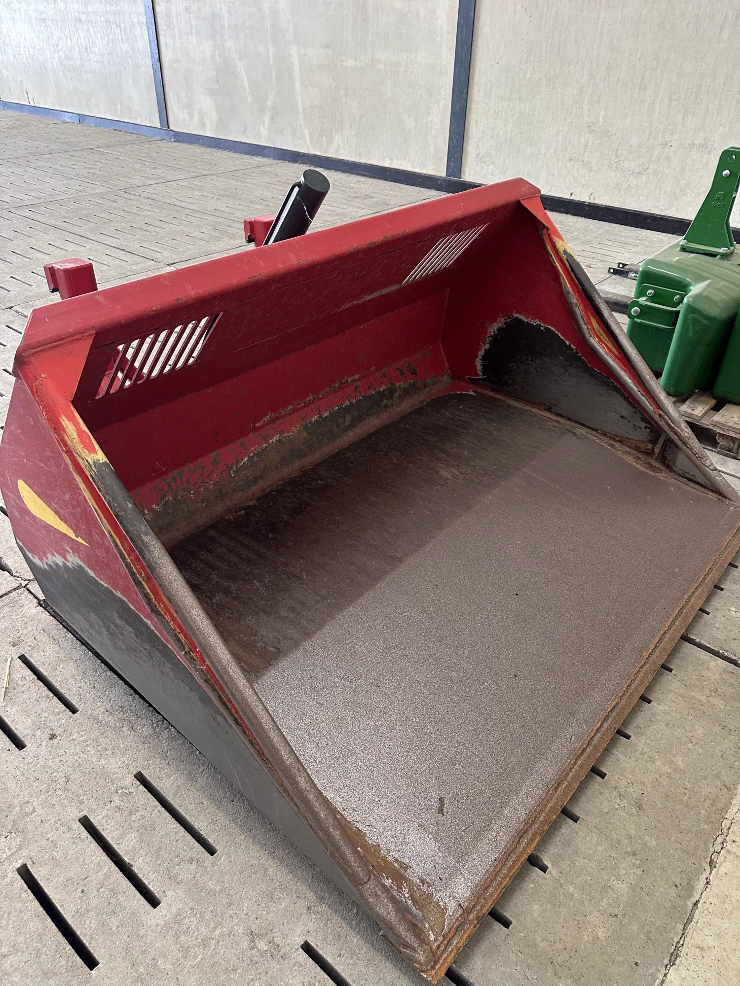 WIFO Schepbak 1500L voor Heftruck - Rechte Zijkanten