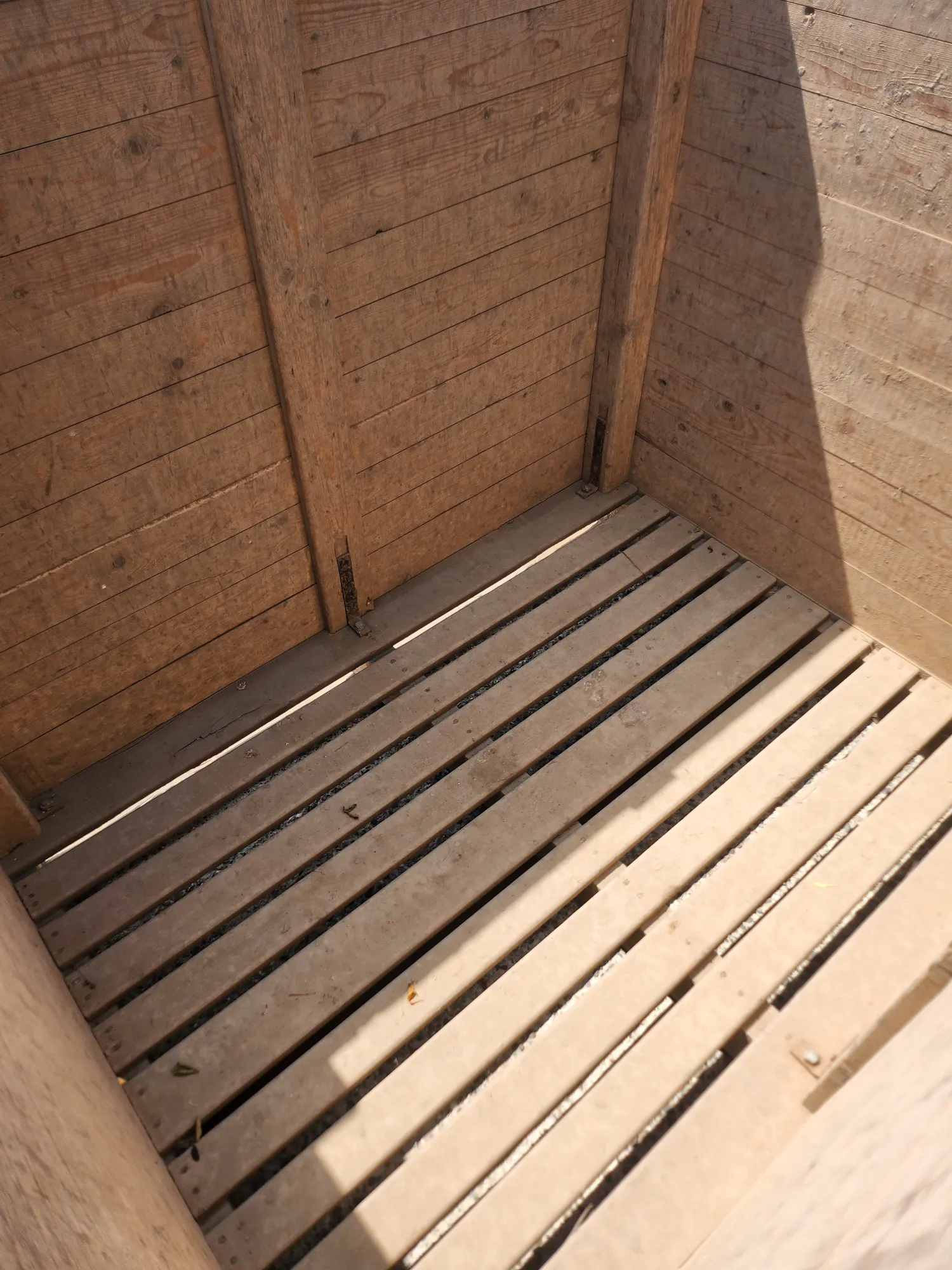 Potato Boxes - 180 Closed Units - 140x110x124 cm