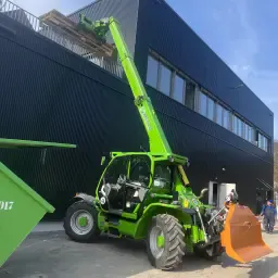 https://cdn.farmtrade.nl/media/153734/conversions/1WHMTy-thumbnail.webp