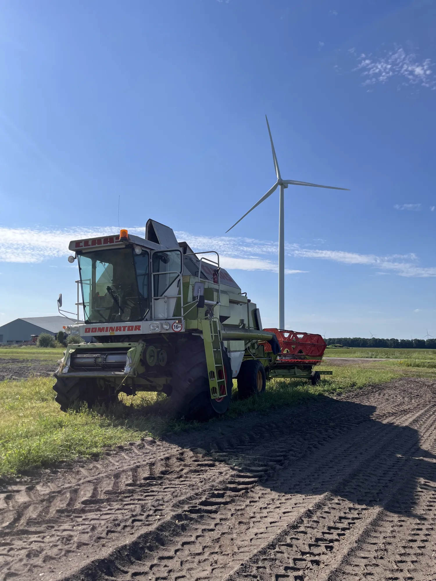 Claas Dominator 108 SL Pijp Gezocht | Onderdelen