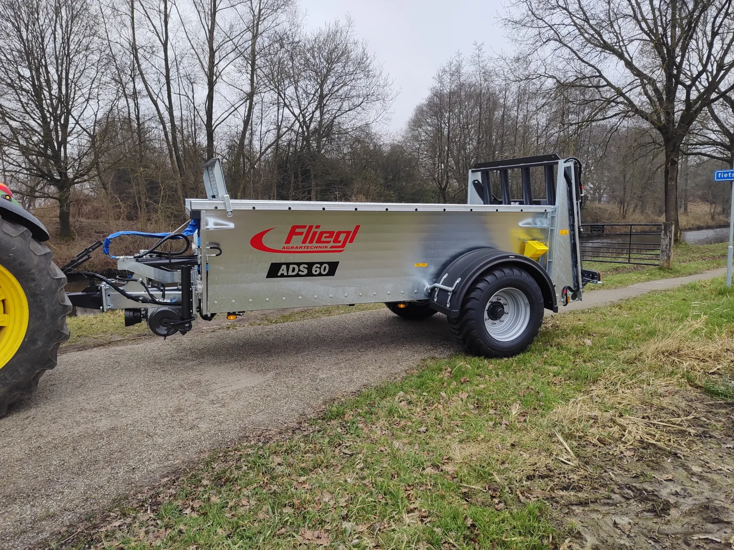FLIEGL ADS60 Meststrooier: 6m³ | Schuifwand | 4 Walsen