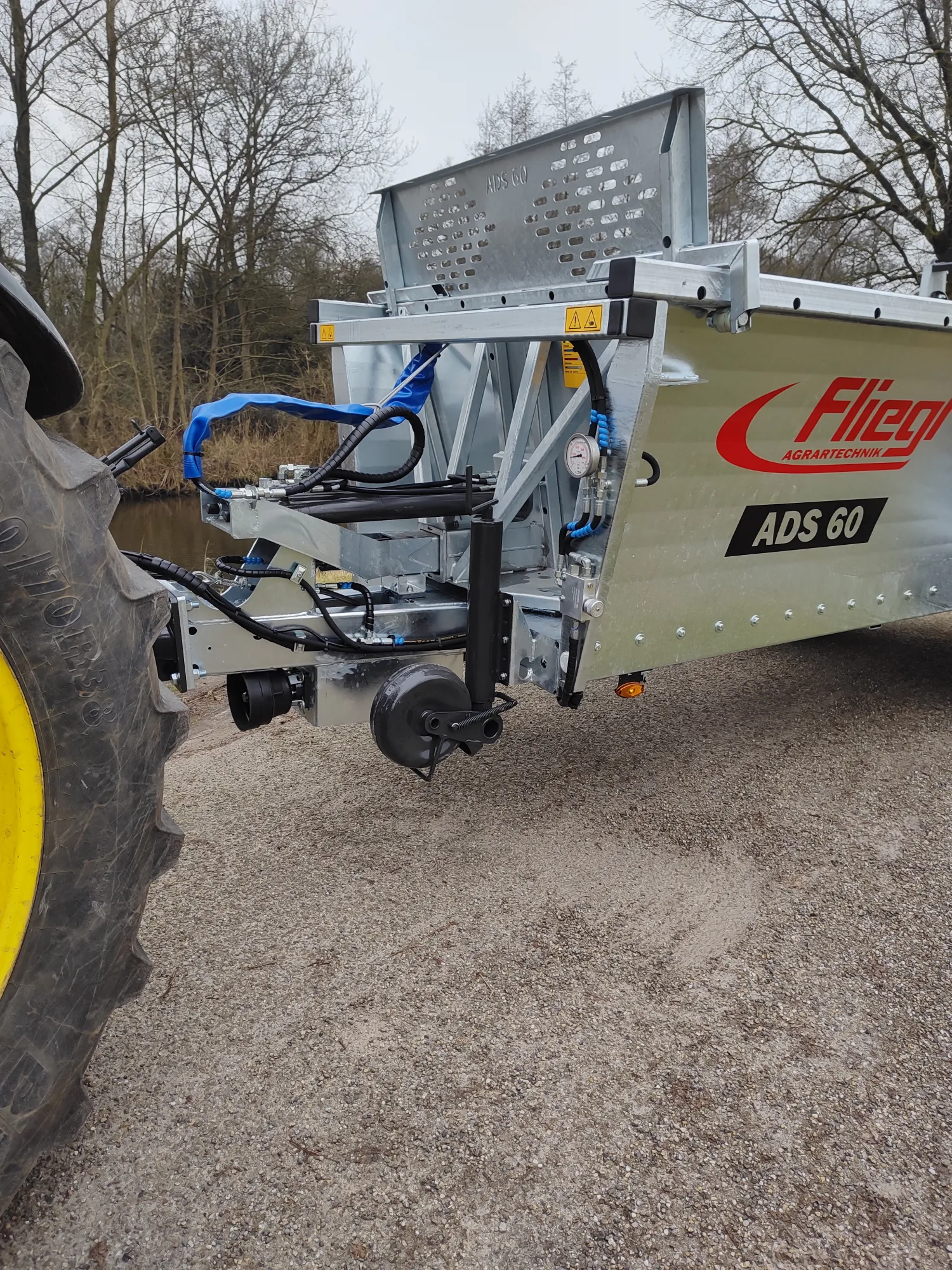 FLIEGL ADS60 Meststrooier: 6m³ | Schuifwand | 4 Walsen