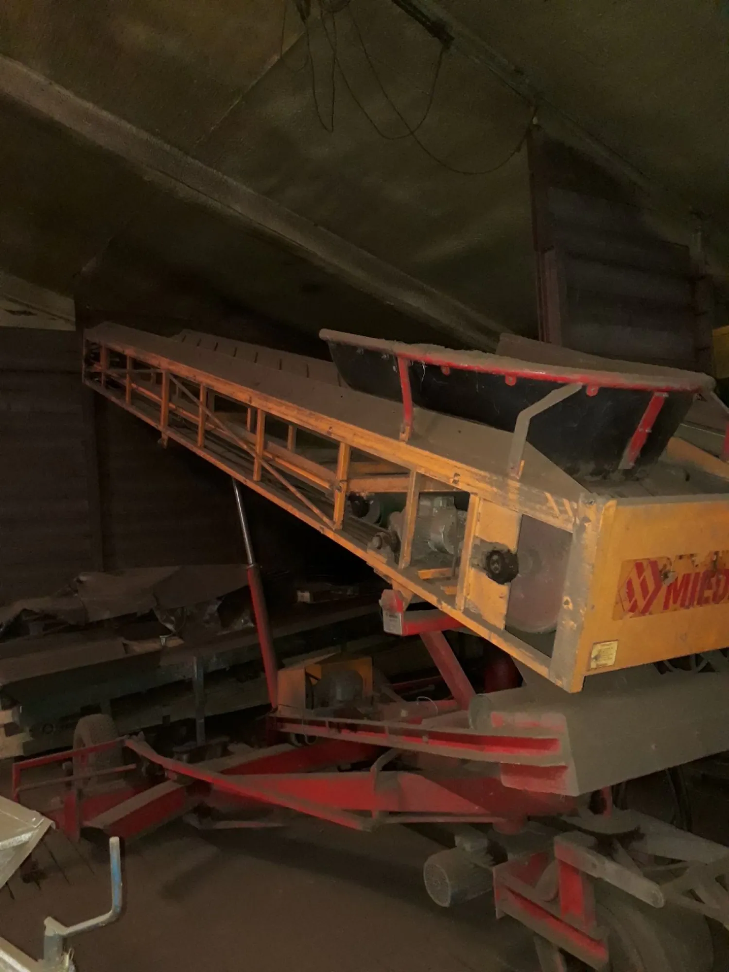 Miedema BV 115-70 Boxenvuller - Elektrisch Bediend