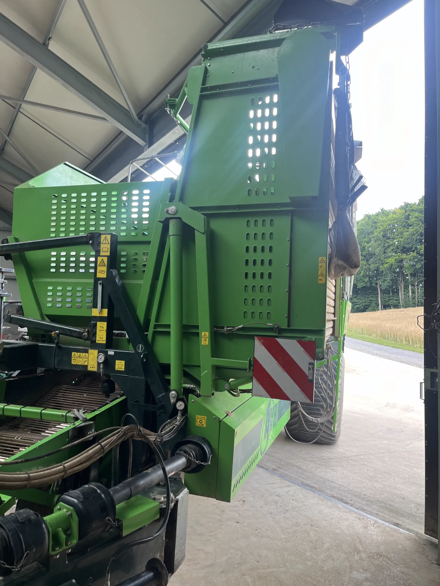 AVR Spirit 9200 Bunkerrooier - 4-Rij Rotor, Hydraulische Aandrijving