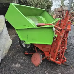 https://cdn.farmtrade.nl/media/154191/conversions/tNEsPQ-thumbnail.webp