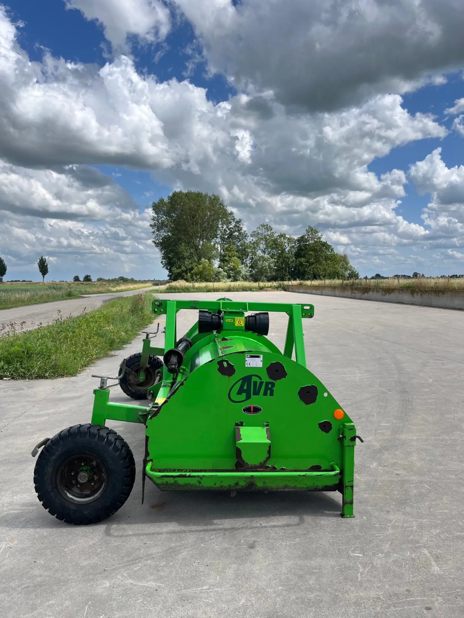 AVR Loofklapper Rafale 4x75 (2012) te koop