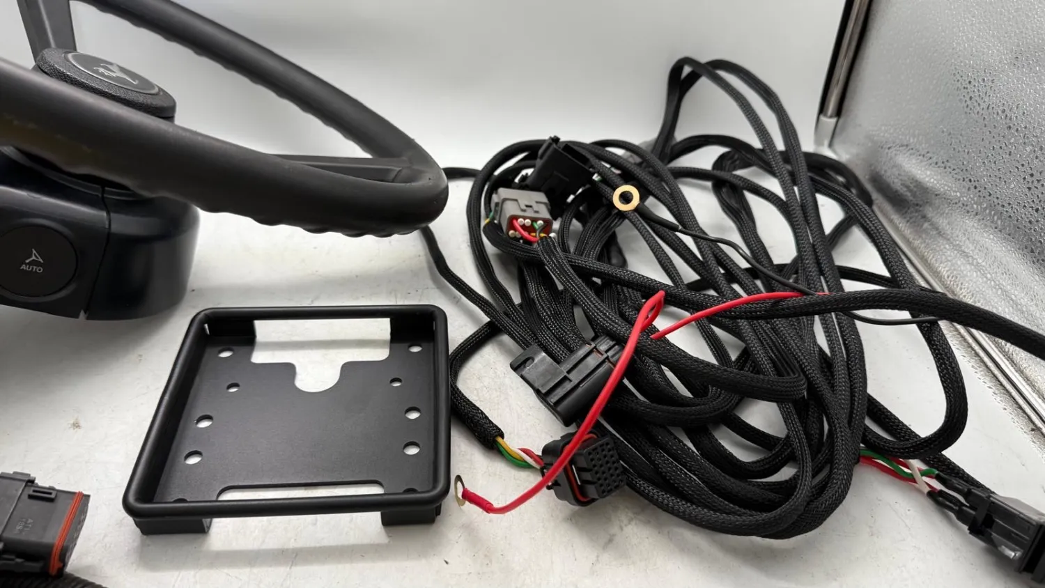 John Deere GPS Set: ATU300, SF6000, 4240 Display