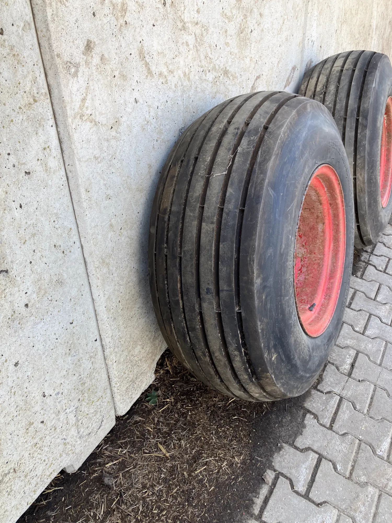 Vredestein Banden 16/70/20 op Velg - Gebruikt