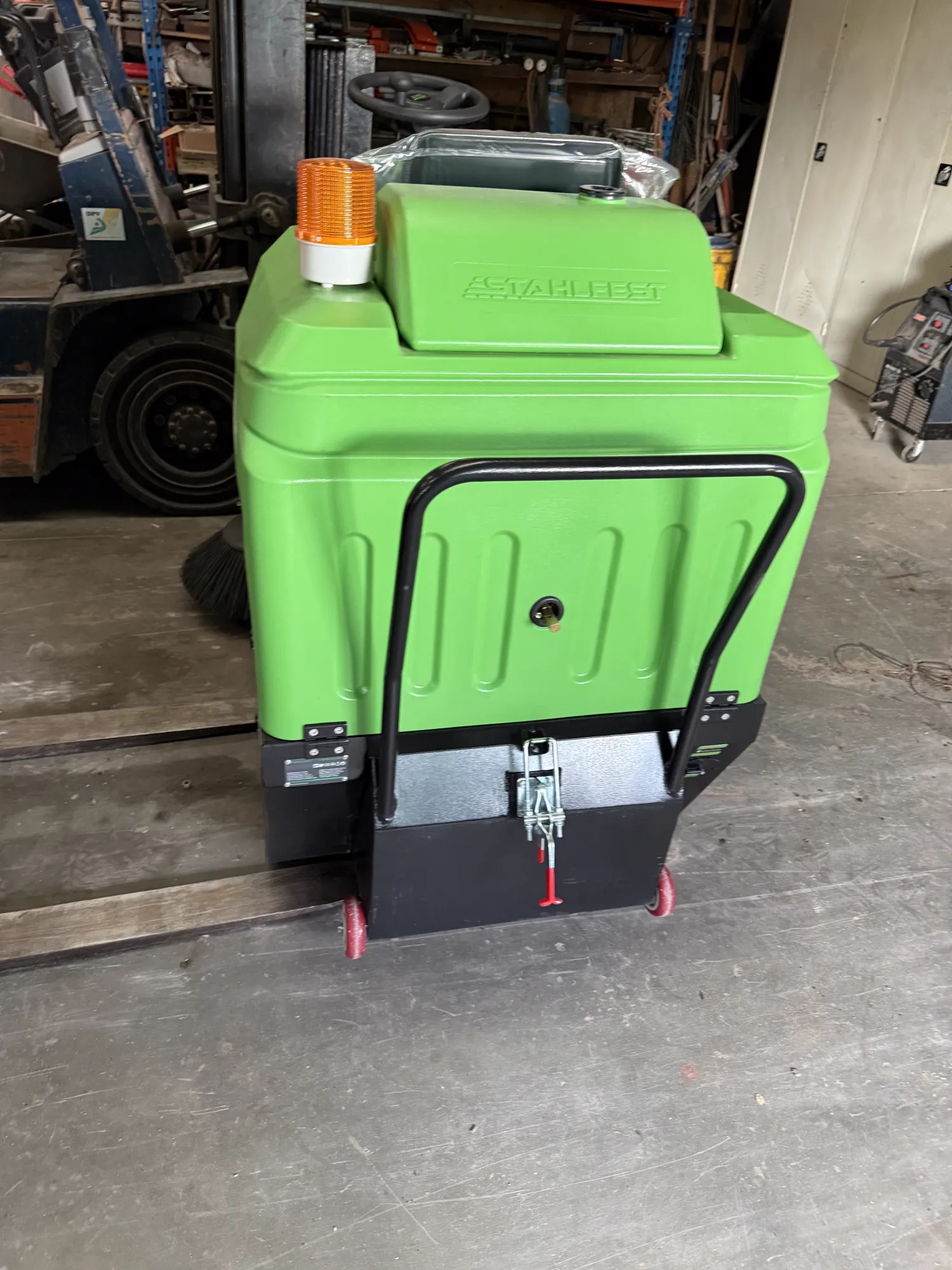 Elektrische Veegmachine: Nieuw en Efficiënt | Te Koop