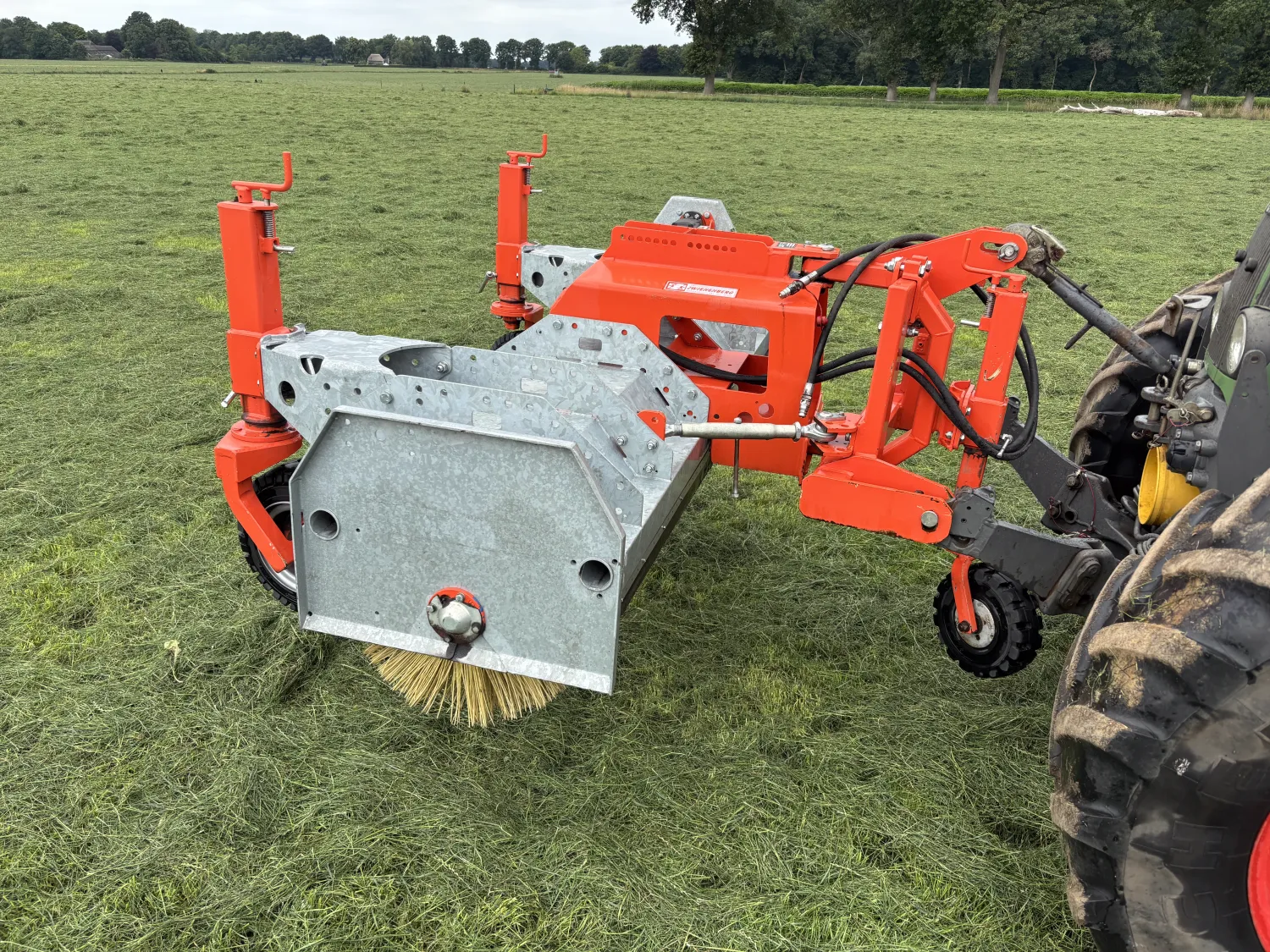 Holaras Veegmachine 220cm - Weinig Gebruikt - Bouwjaar 2015