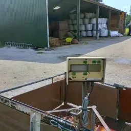Transportbak met weegsysteem | Extra weegstaaf