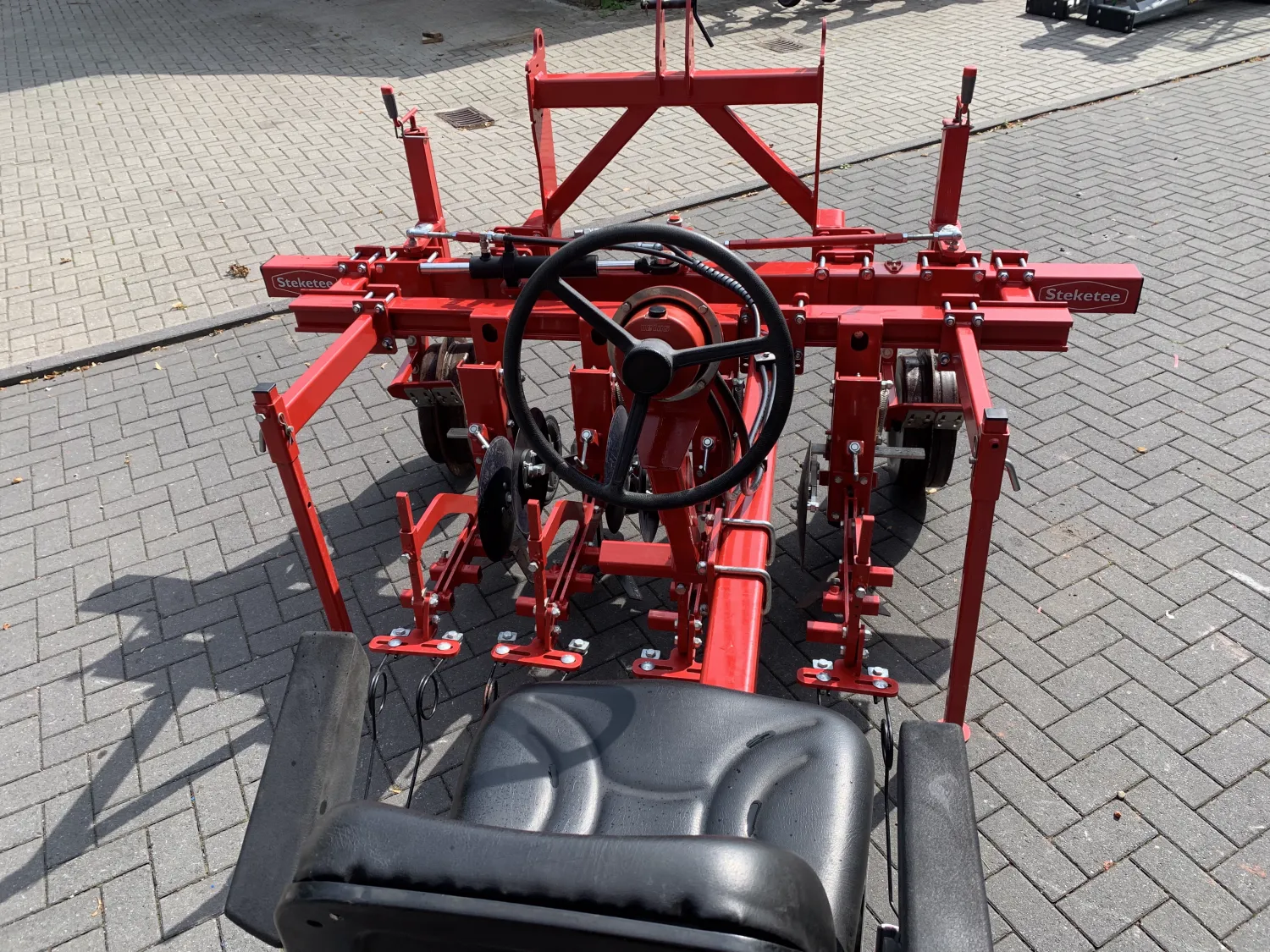 Steketee Schoffelmachine | Handgestuurd & Uitbreidbaar