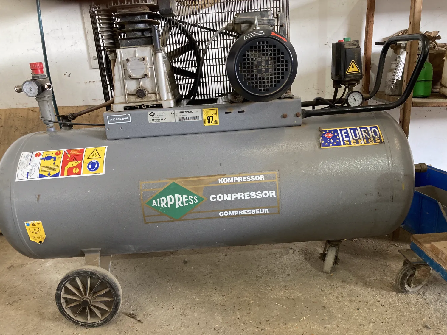 Airpress HK 600-200 Compressor met Slang te Koop