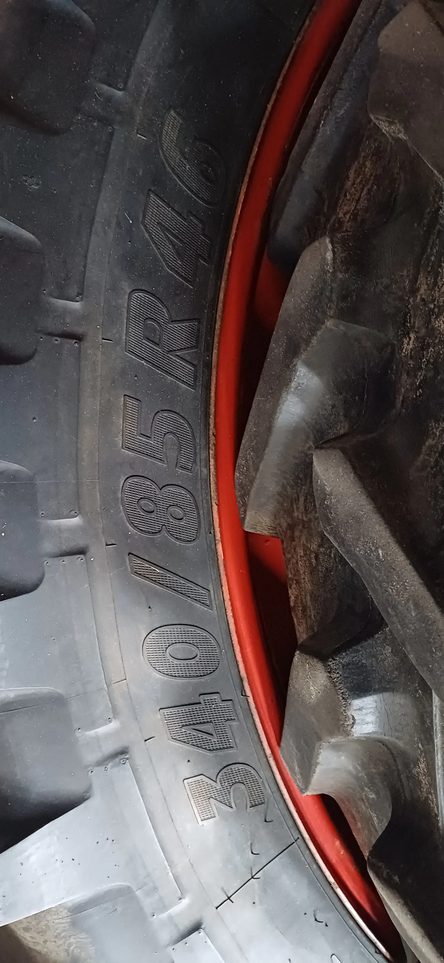 Fendt Tractor Wielen: 340/85R46 & 340/85R28 - 8-Gaats