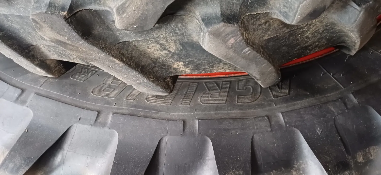 Fendt Tractor Wielen: 340/85R46 & 340/85R28 - 8-Gaats
