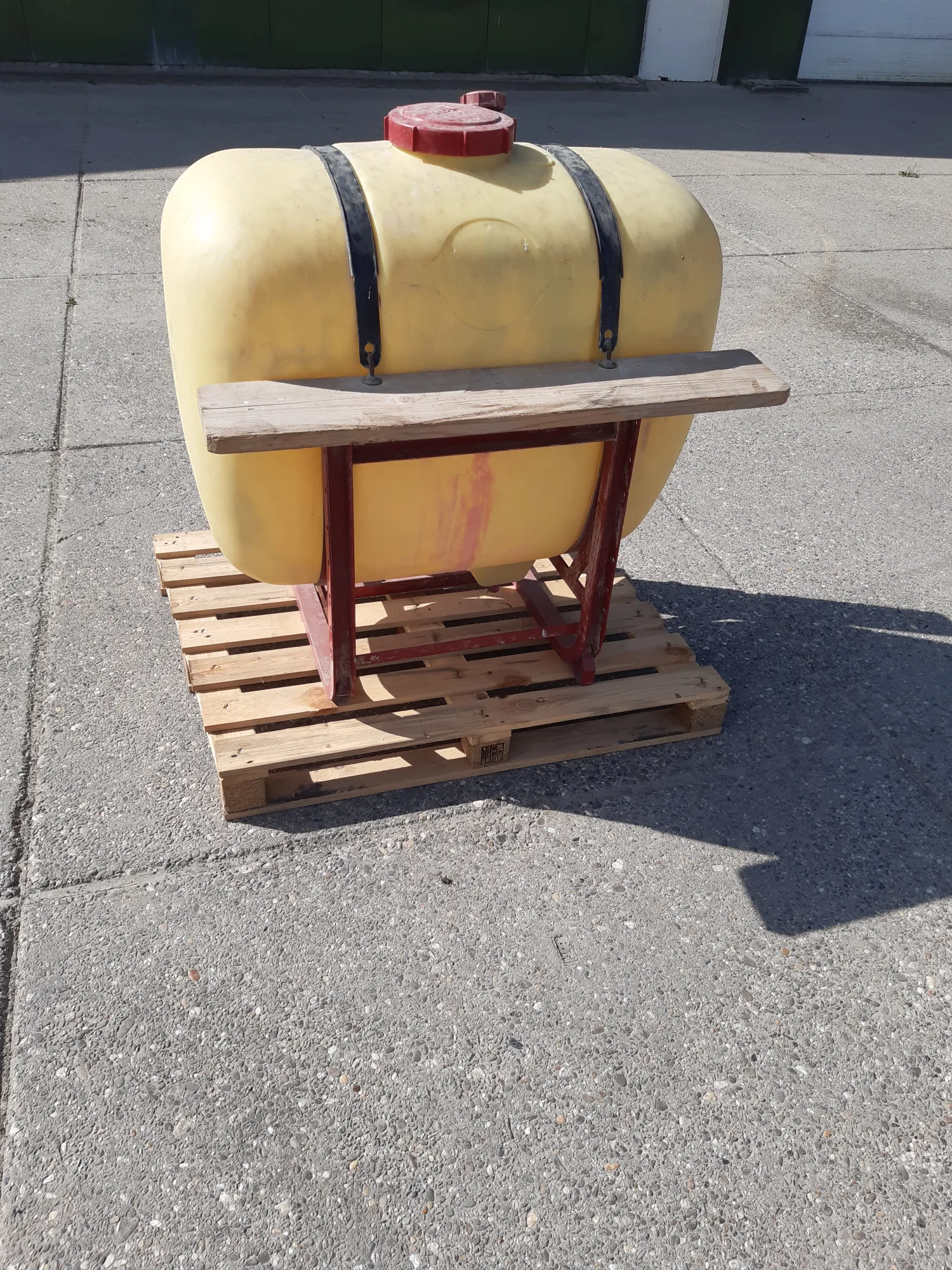 Hardi 400 liter tank | Landbouwtank te koop