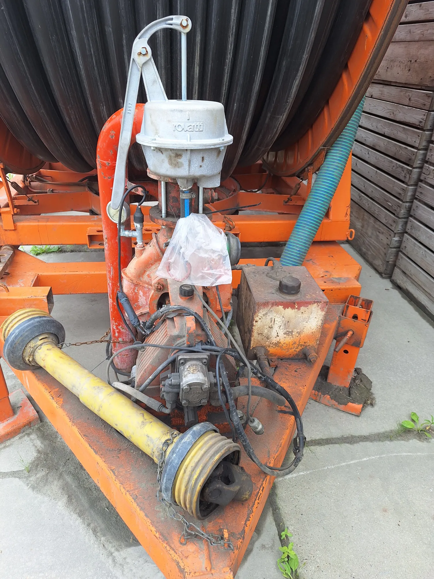 Faber Haspel 110mm met 300m Slang & Elektrische Lier