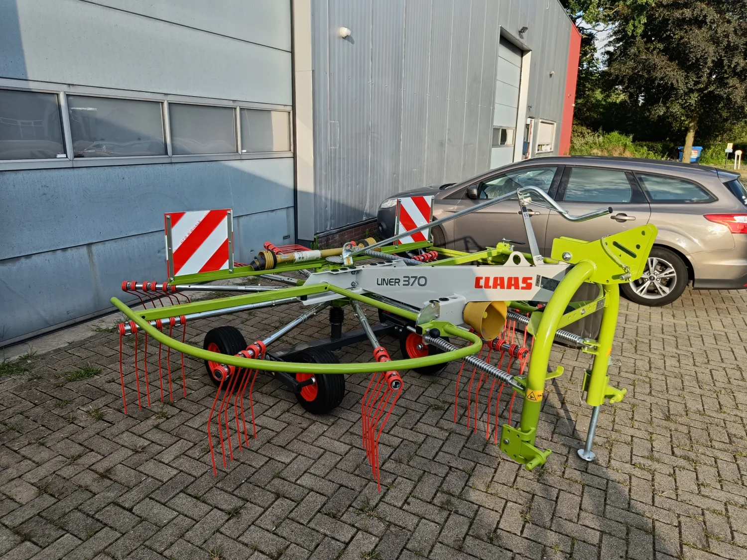 Claas Liner S 370 (2025) te koop | Nieuw en direct beschikbaar