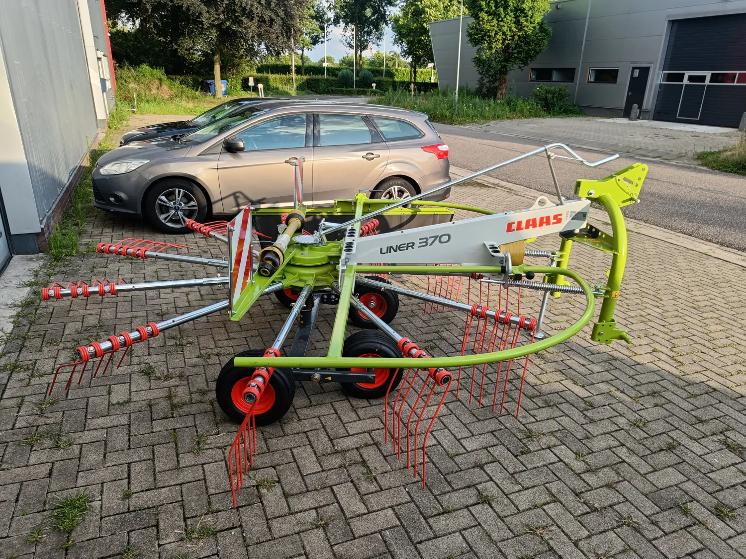 Claas Liner S 370 (2025) te koop | Nieuw en direct beschikbaar