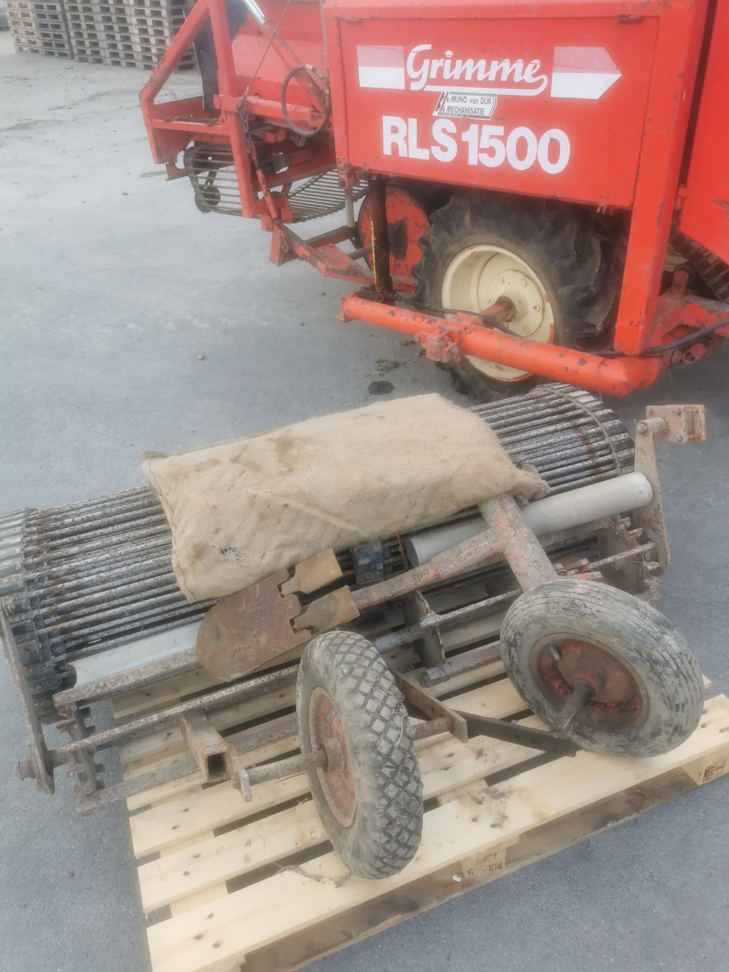 Grimme RLS1500 Voorraadrooier | Zeefmatten & Hydraulische Vlakstelling