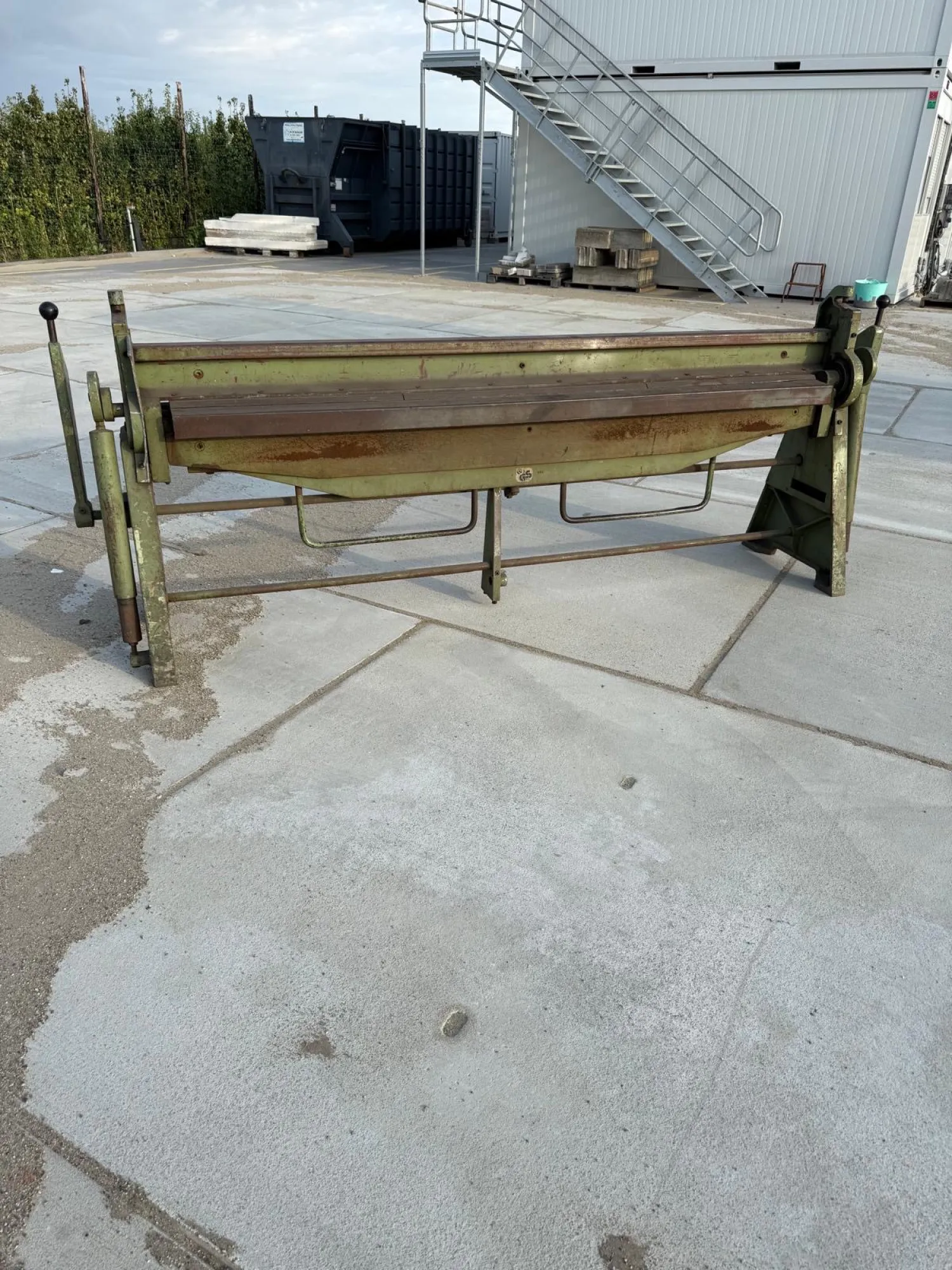 Werkplaatsmachines: Lasapparaten, Metaalknipper & Meer