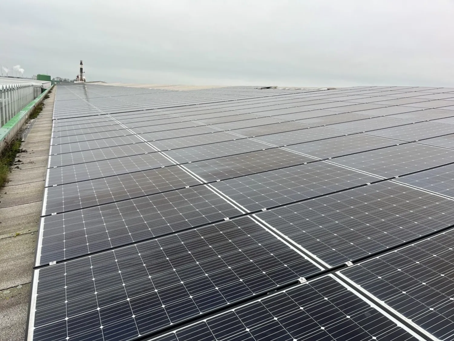 Zonne-PV Systeem 280kWpiek te Koop met SDE Beschikking
