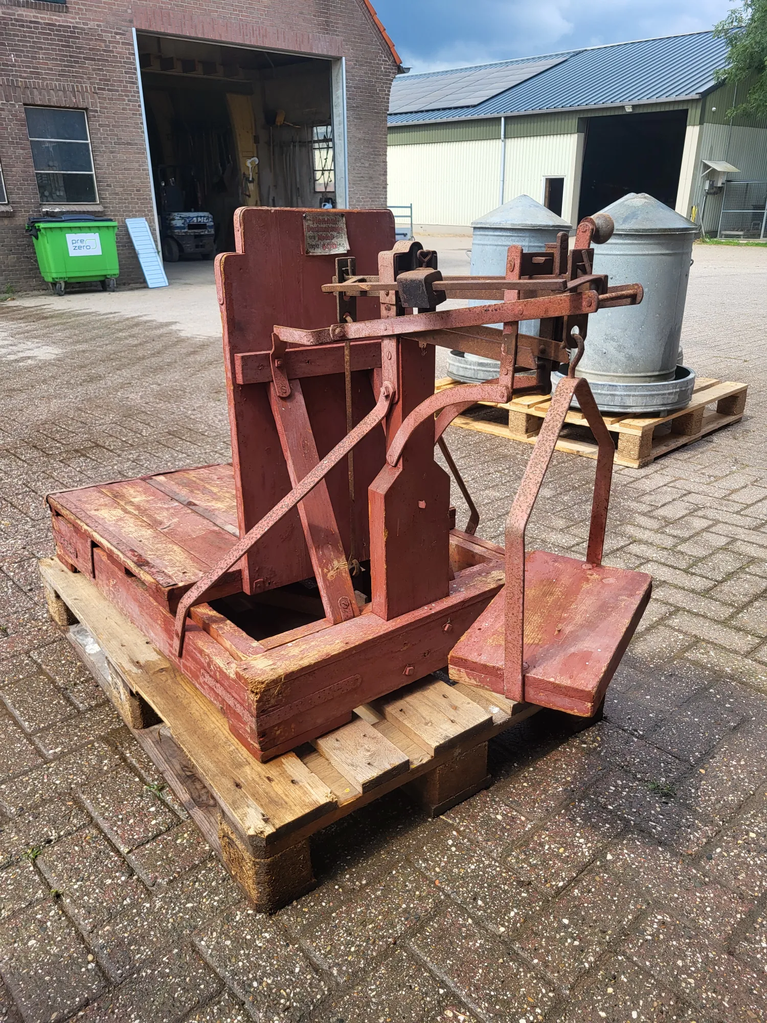 Oude weegschaal zonder gewichten - Vintage aanwinst