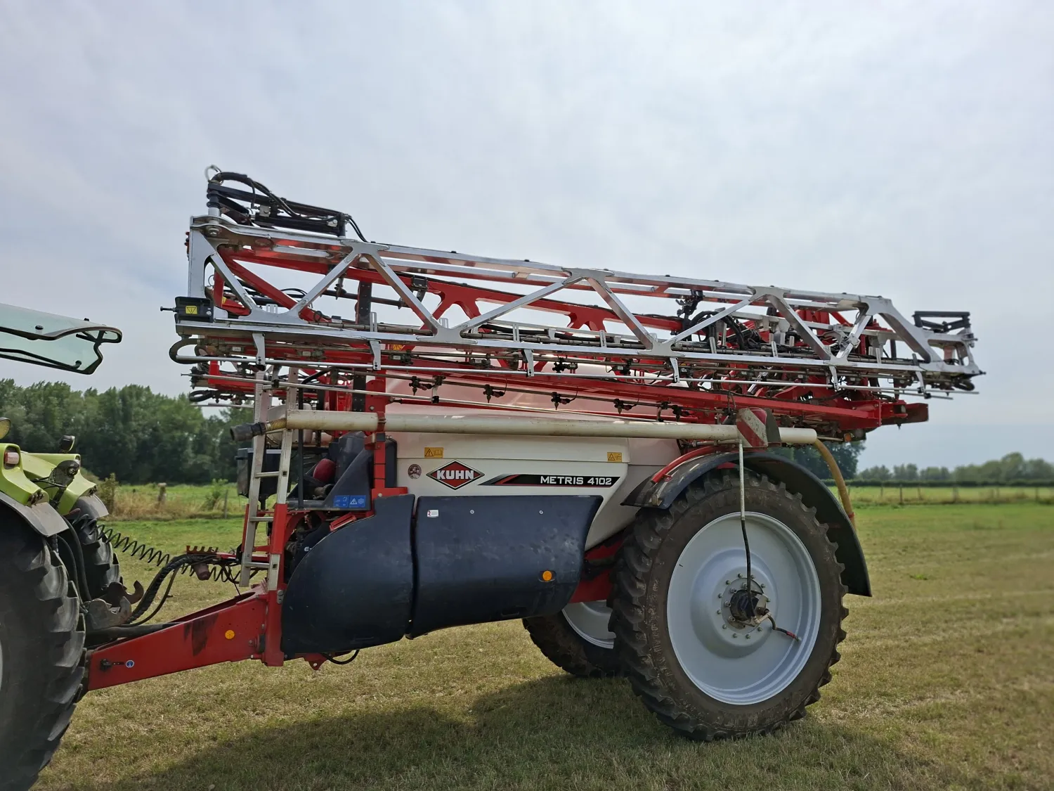 Kuhn 1402 Spuit 33 mtr met GPS & Garantie tot 2026