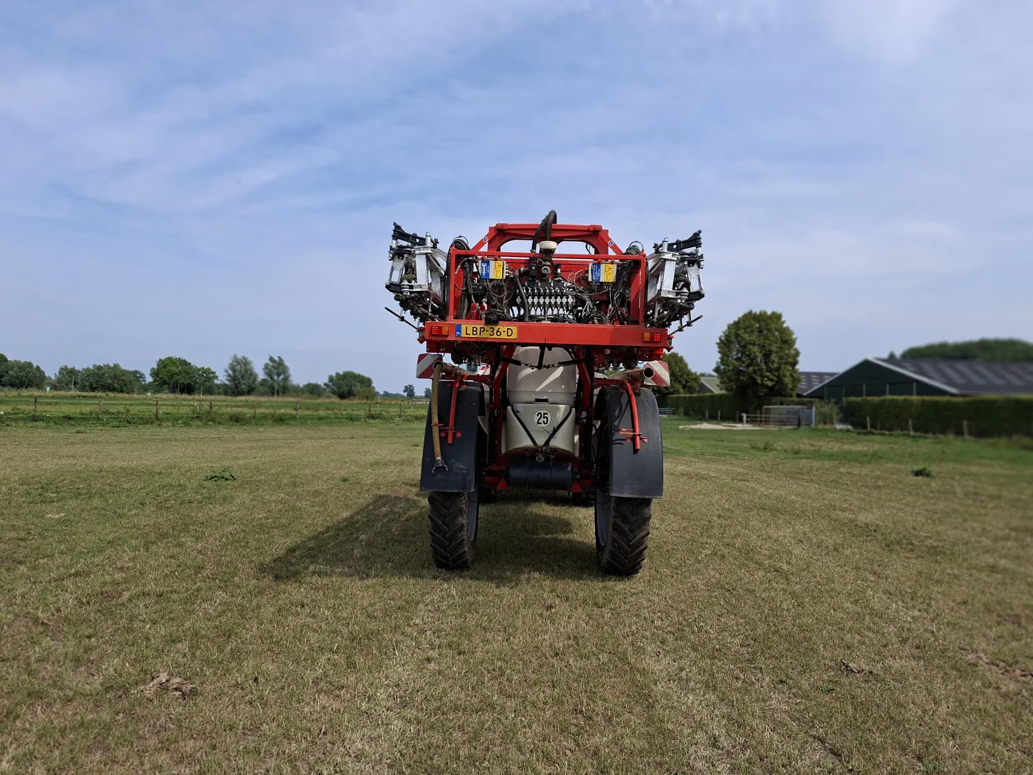 Kuhn 1402 Spuit 33 mtr met GPS & Garantie tot 2026