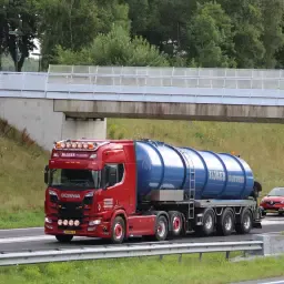 https://cdn.farmtrade.nl/media/156399/conversions/6fl8bv-thumbnail.webp