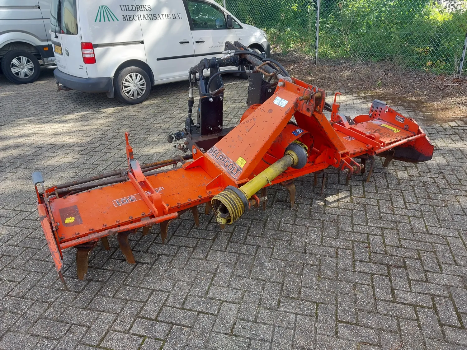 Kuhn HRB 301 D rotorkopegge | Geharde tanden