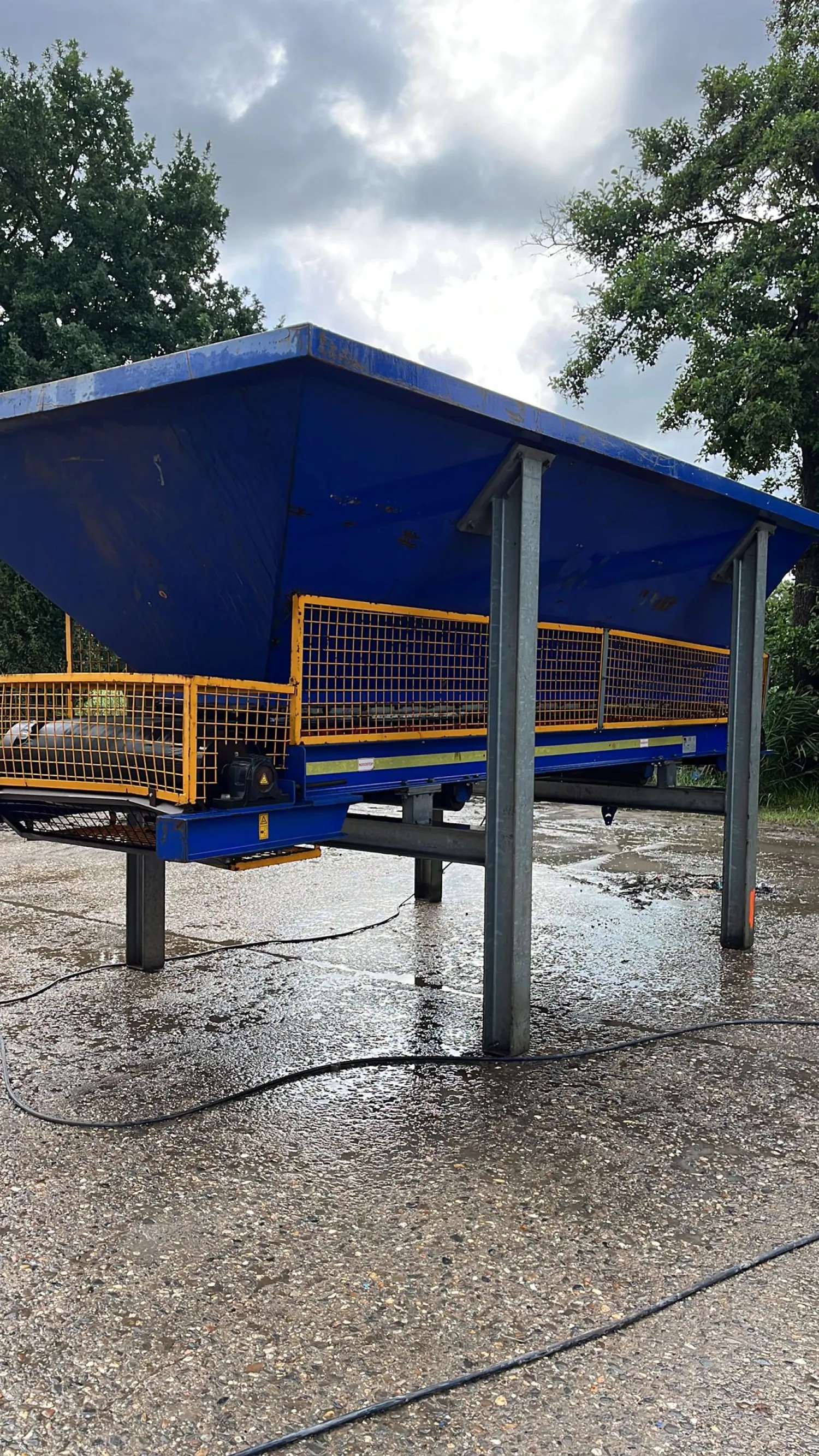 Transportband met Bunker - 5 Meter - Efficiënte Material Handling